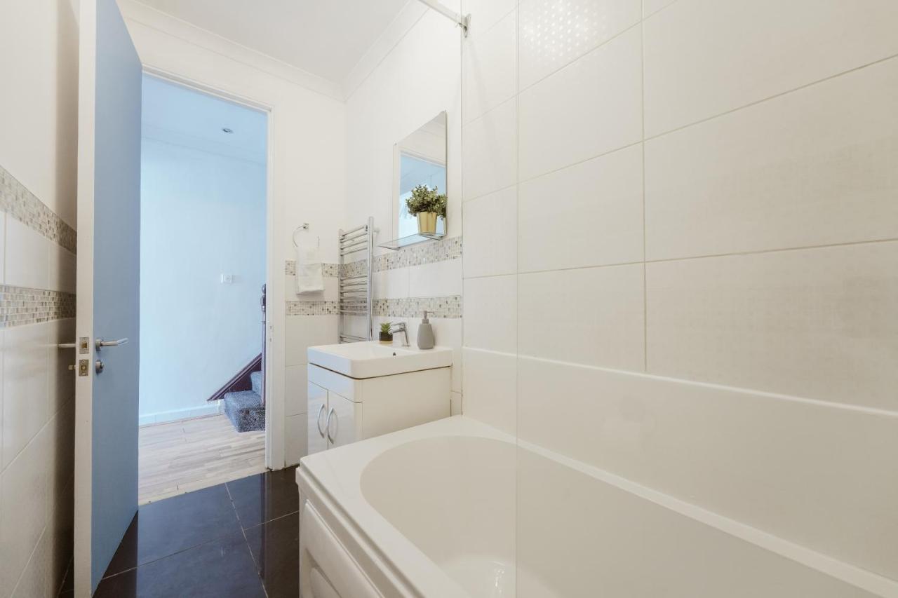 Great Rooms In Stepney Green Station - 12 London Exterior photo