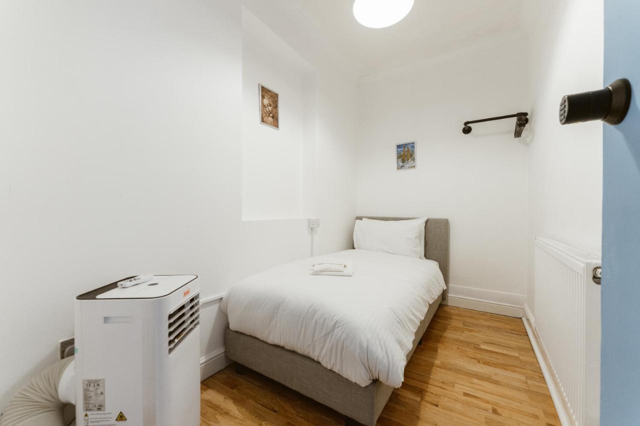 Great Rooms In Stepney Green Station - 12 London Exterior photo